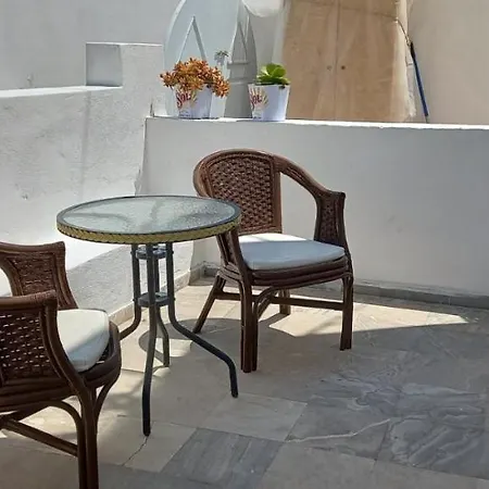 Dimitris Hotell Perissa (Santorini)