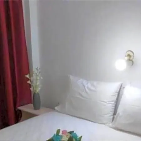 Hotel Dimitris Perissa (Santorini)
