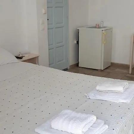 Отель Dimitris 2*